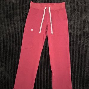 FIGS BURGUNDY SCRUB BOTTOM XXSP